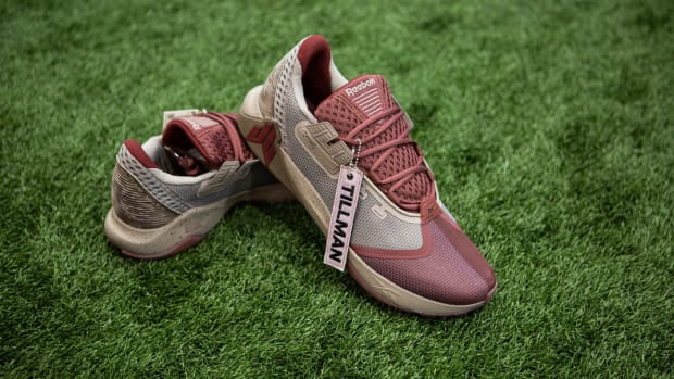 JJ Watt IV Valor